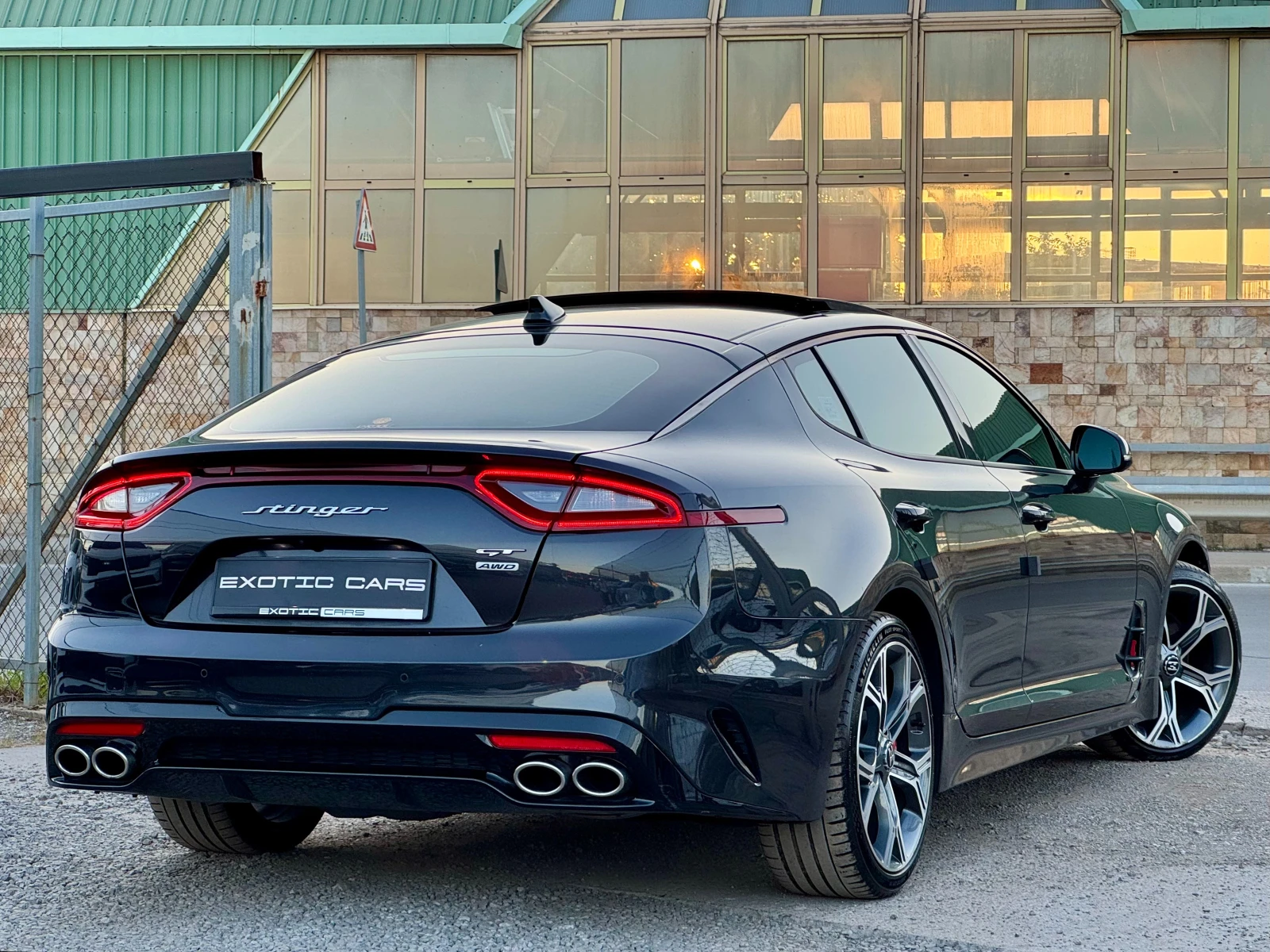 Kia Stinger 3.3 Turbo AWD ! GT !, снимка 4 - Автомобили и джипове - 55031429