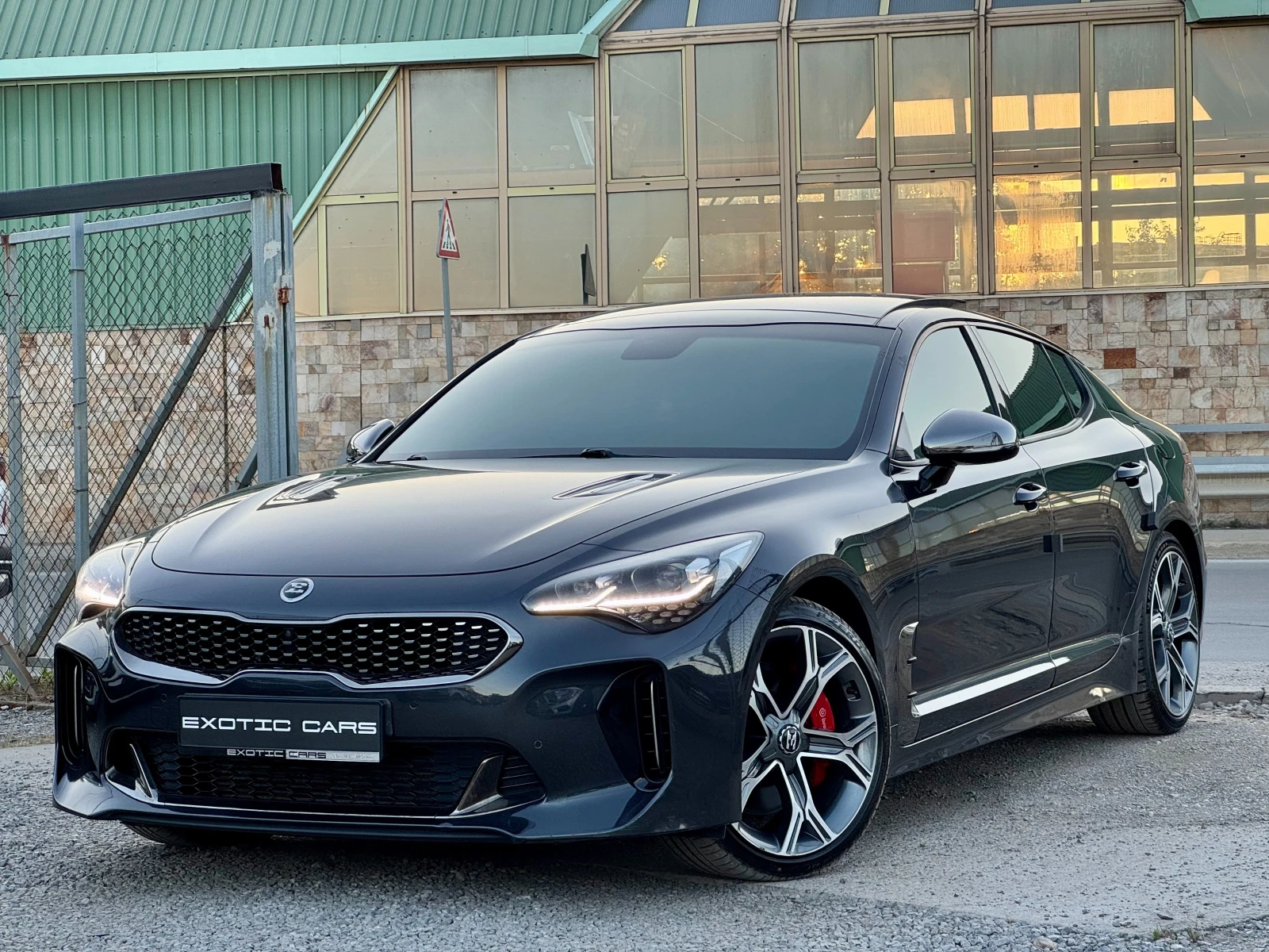 Kia Stinger 3.3 Turbo AWD ! GT !, снимка 3 - Автомобили и джипове - 55031429