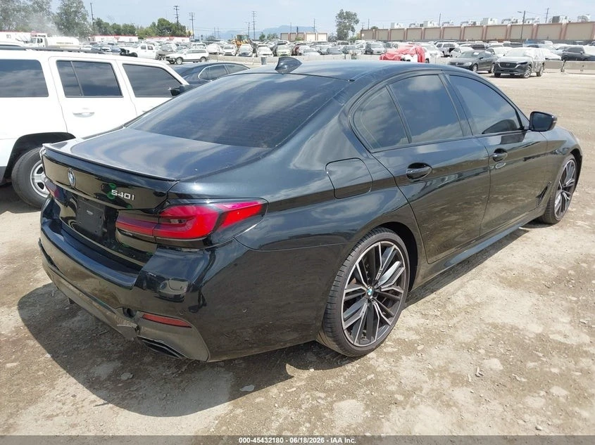 BMW 540 MPACK* AMBIENT* HEADUP* HARMAN* HUD, снимка 8 - Автомобили и джипове - 55523789