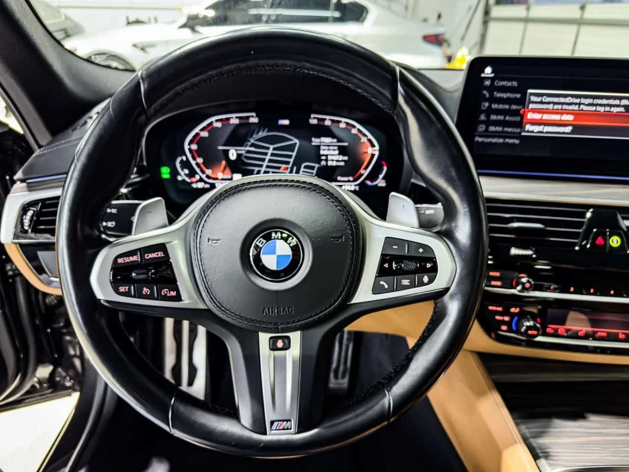BMW 540 * CARFAX * HARMAN CARDON * 360 CAMERA * PANO, снимка 12 - Автомобили и джипове - 55612633