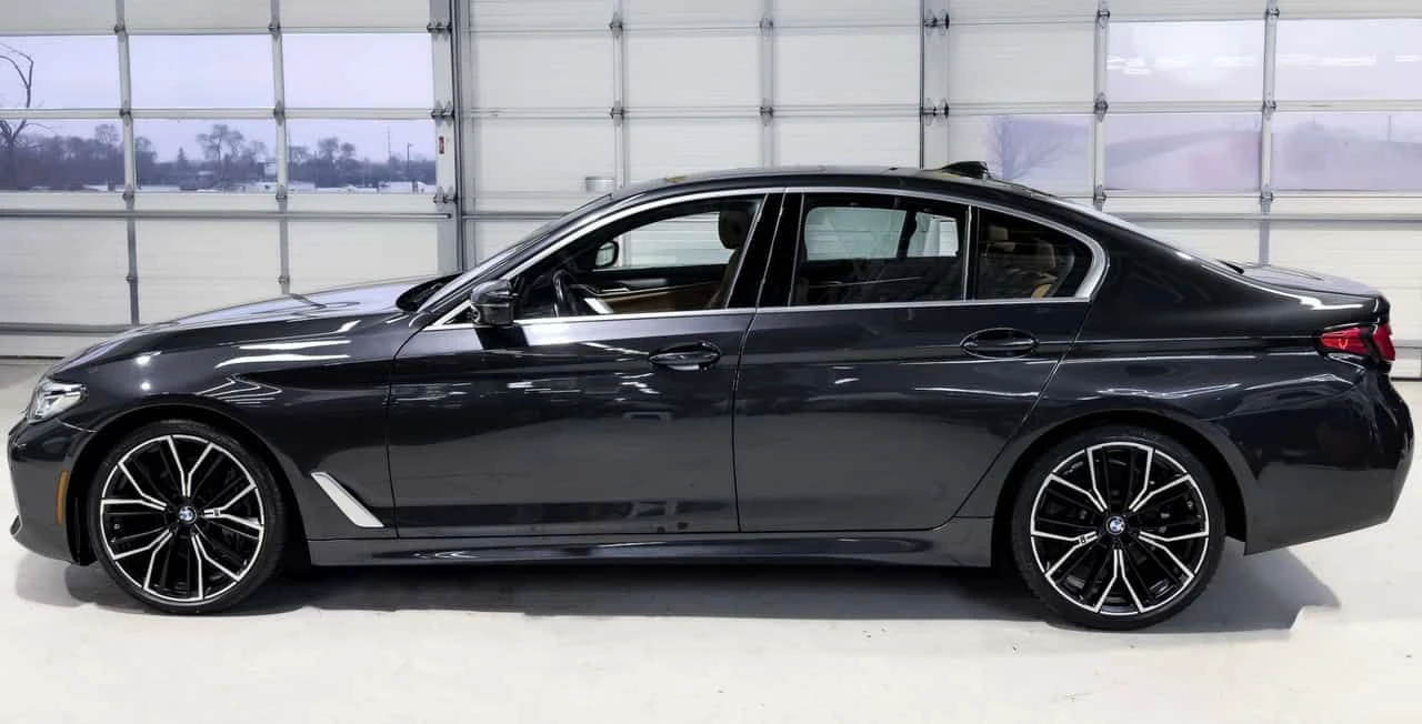 BMW 540 * CARFAX * HARMAN CARDON * 360 CAMERA * PANO, снимка 5 - Автомобили и джипове - 55612633