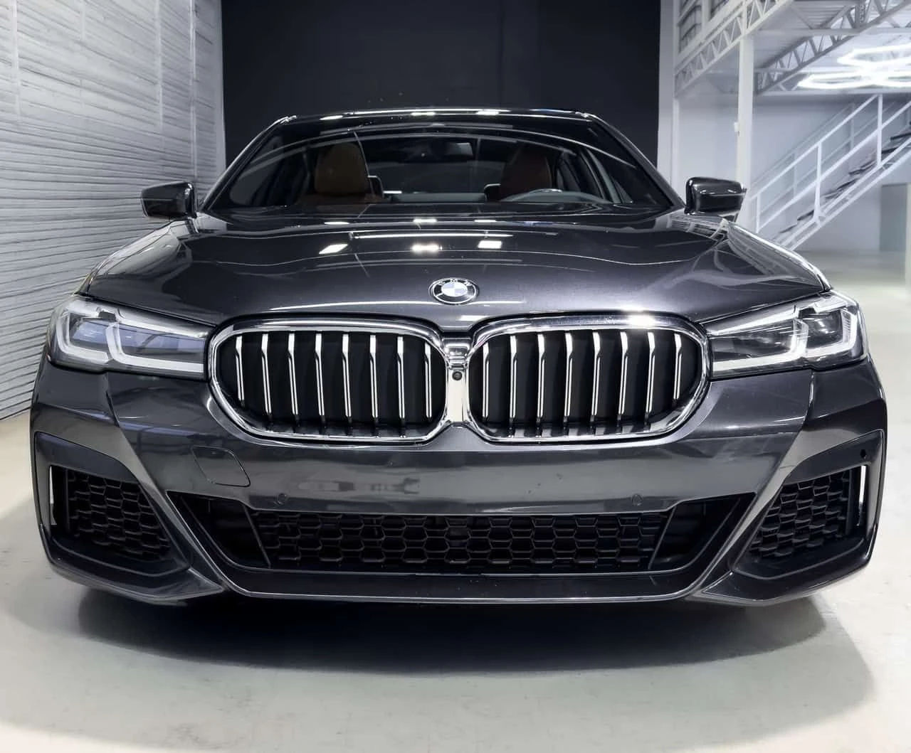 BMW 540 * CARFAX * HARMAN CARDON * 360 CAMERA * PANO, снимка 2 - Автомобили и джипове - 55612633