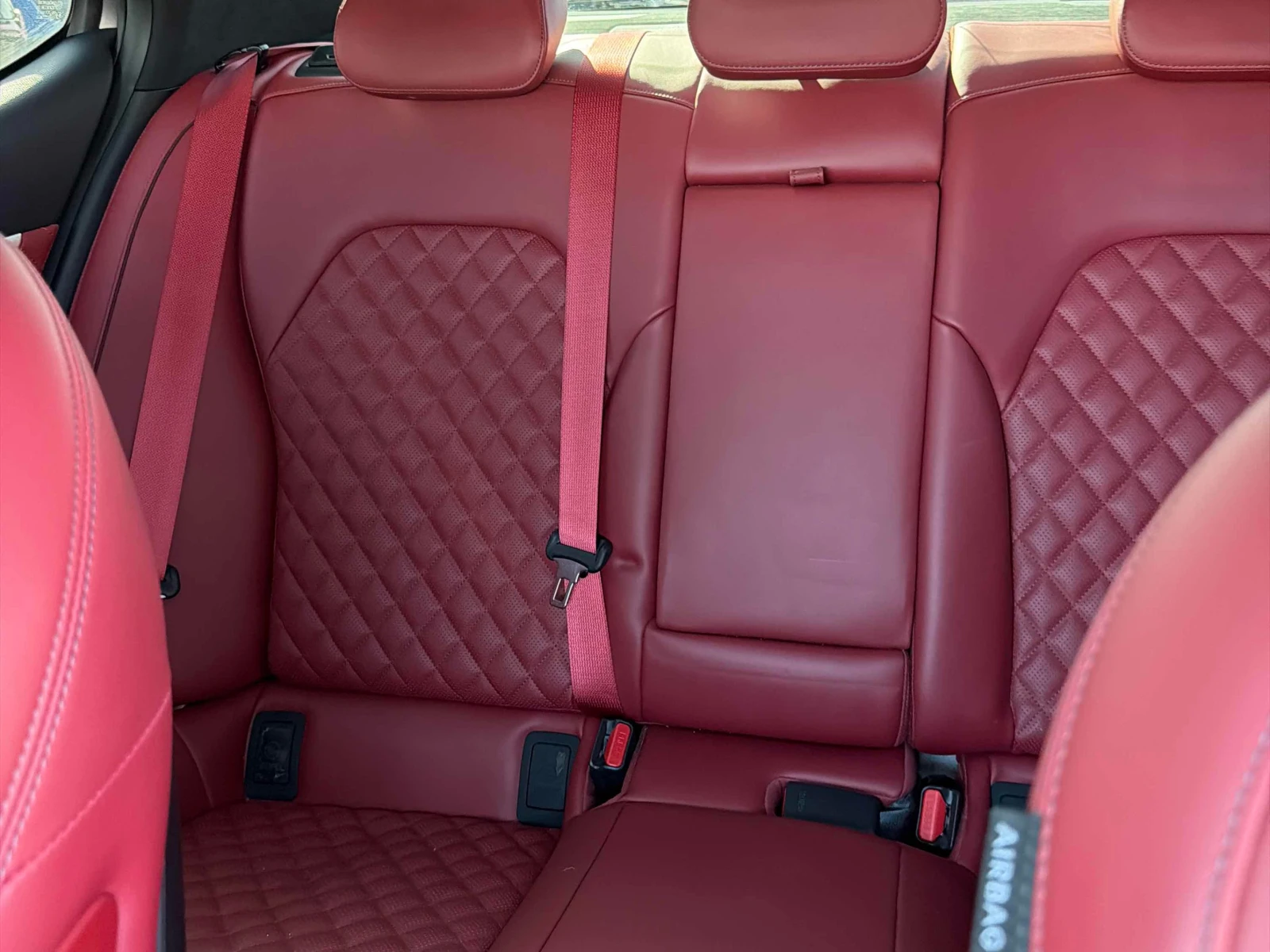 Genesis G70 * 3.3T Sport * CARFAX * ОПЦИЯ ЗА ФИНАНСИРАНЕ, снимка 14 - Автомобили и джипове - 56127343