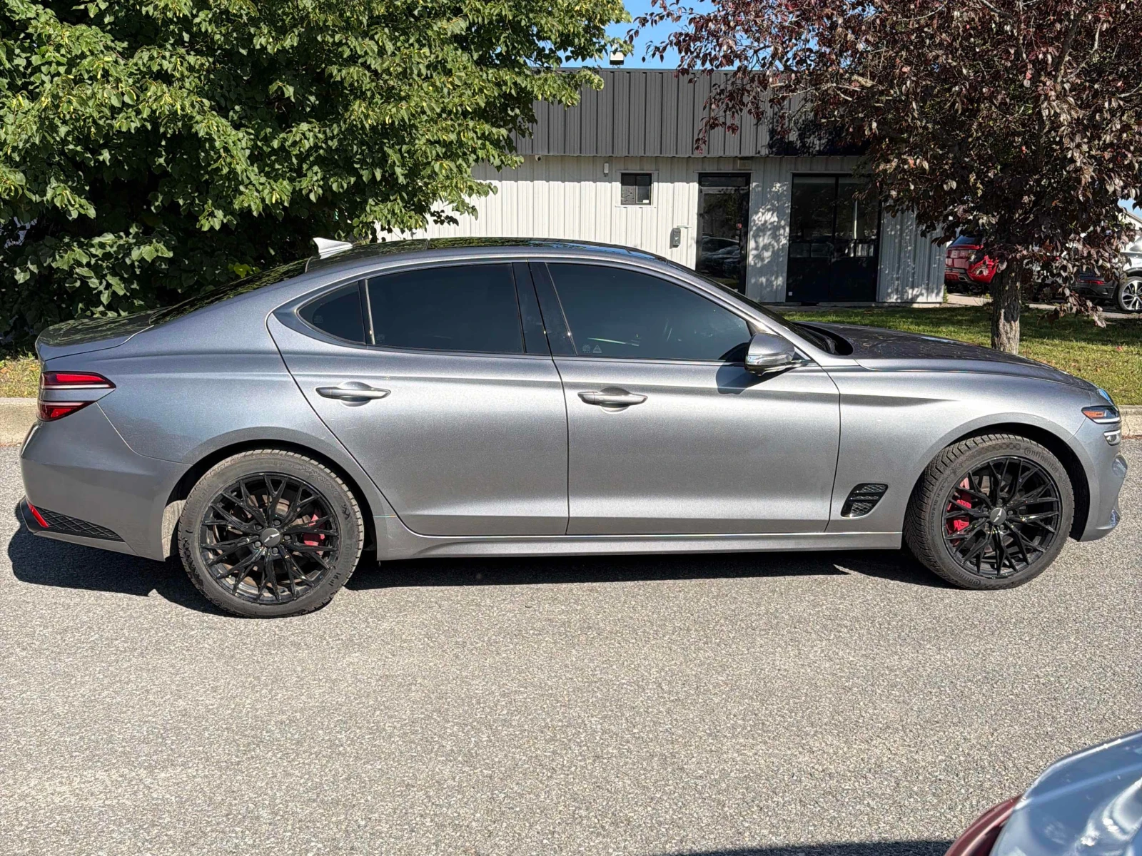Genesis G70 * 3.3T Sport * CARFAX * ОПЦИЯ ЗА ФИНАНСИРАНЕ, снимка 3 - Автомобили и джипове - 56127343