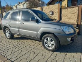 Kia Sportage 2.0i 4x4, снимка 2