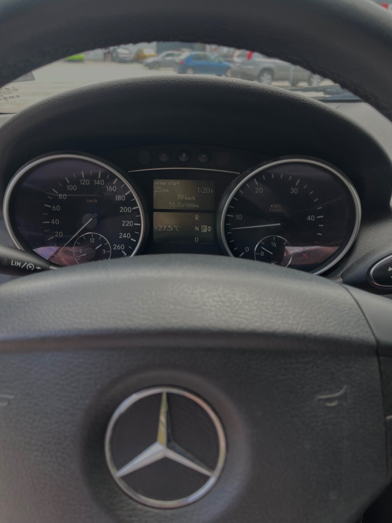 Mercedes-Benz ML 320, снимка 9 - Автомобили и джипове - 46024637