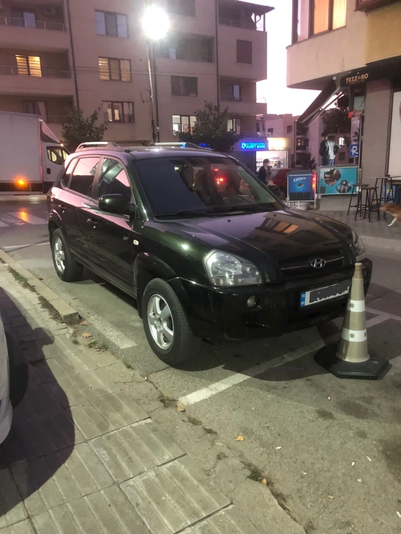 Hyundai Tucson 2.0 16V GPL, снимка 1 - Автомобили и джипове - 48338050