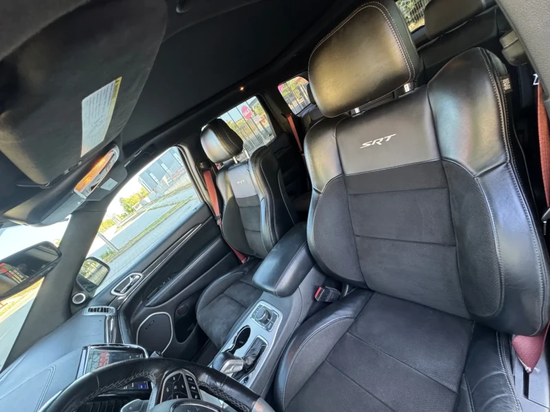 Jeep Grand cherokee SRT, снимка 8 - Автомобили и джипове - 52371769