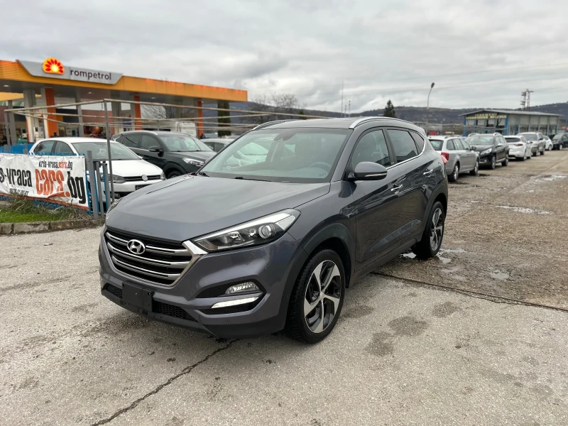 Hyundai Tucson CRDI, снимка 3 - Автомобили и джипове - 52815611