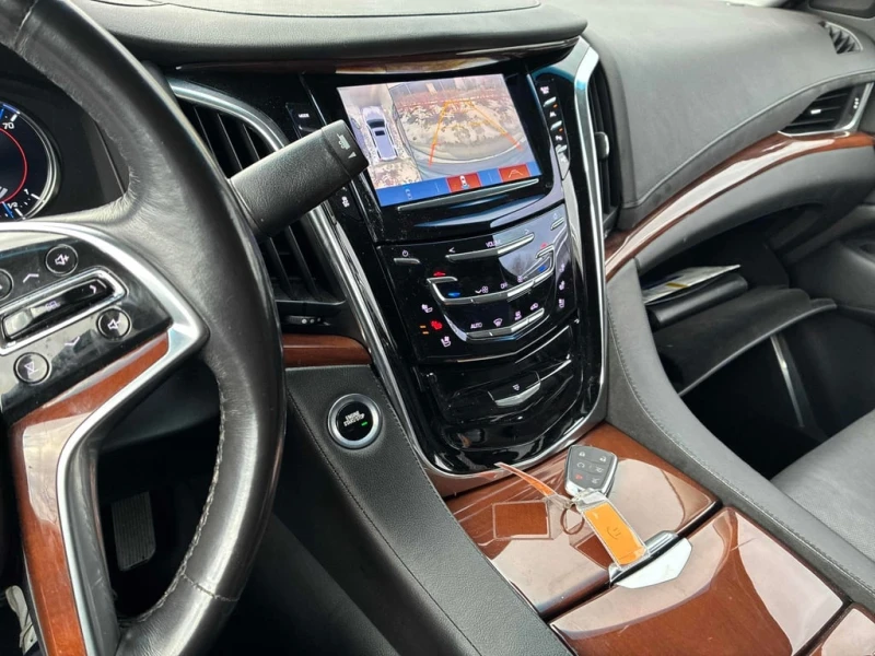 Cadillac Escalade * Premium Luxury * CARFAX * БЕЗ ПЪРВОНАЧАЛНА ВНОСК, снимка 8 - Автомобили и джипове - 52921882