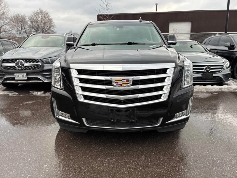 Cadillac Escalade * Premium Luxury * CARFAX * БЕЗ ПЪРВОНАЧАЛНА ВНОСК, снимка 3 - Автомобили и джипове - 52921882