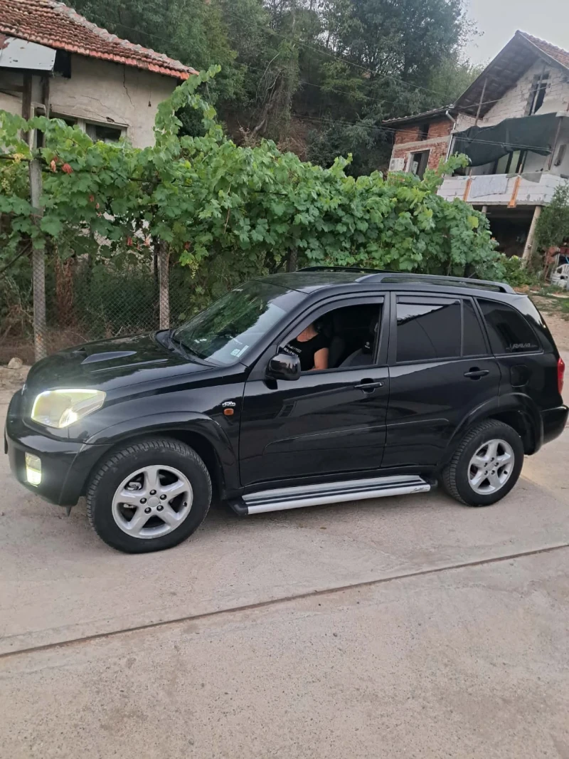 Toyota Rav4, снимка 4 - Автомобили и джипове - 53047622