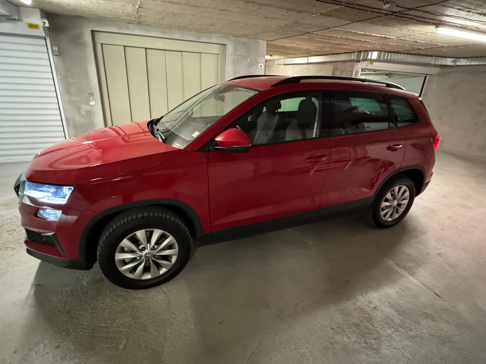 Skoda Karoq 1.5 TSI EDITION - изображение 2