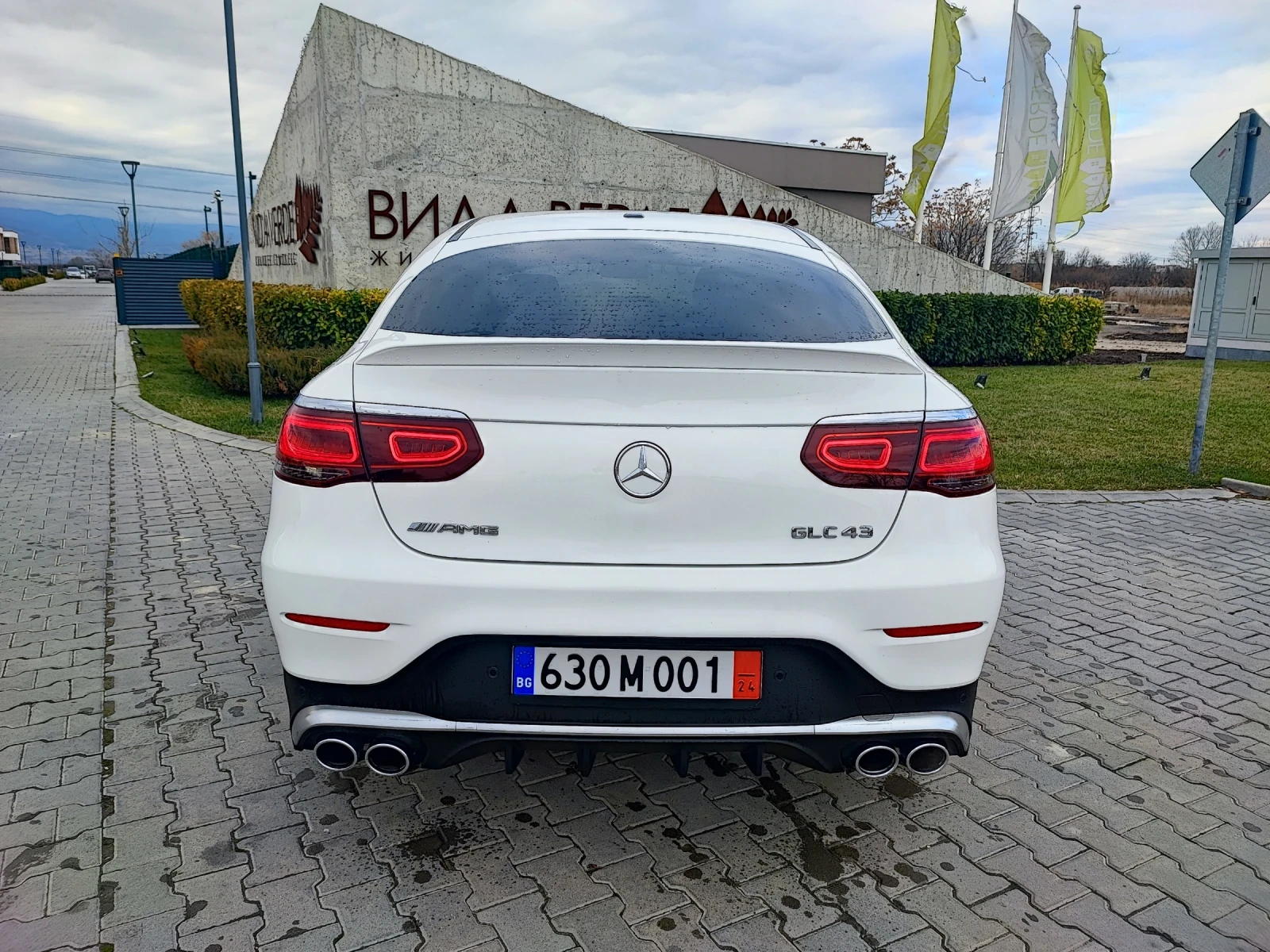 Mercedes-Benz GLC 43 AMG 4MATIC/COUPE/FACE/BURMESTER/PANO/FULL - изображение 4