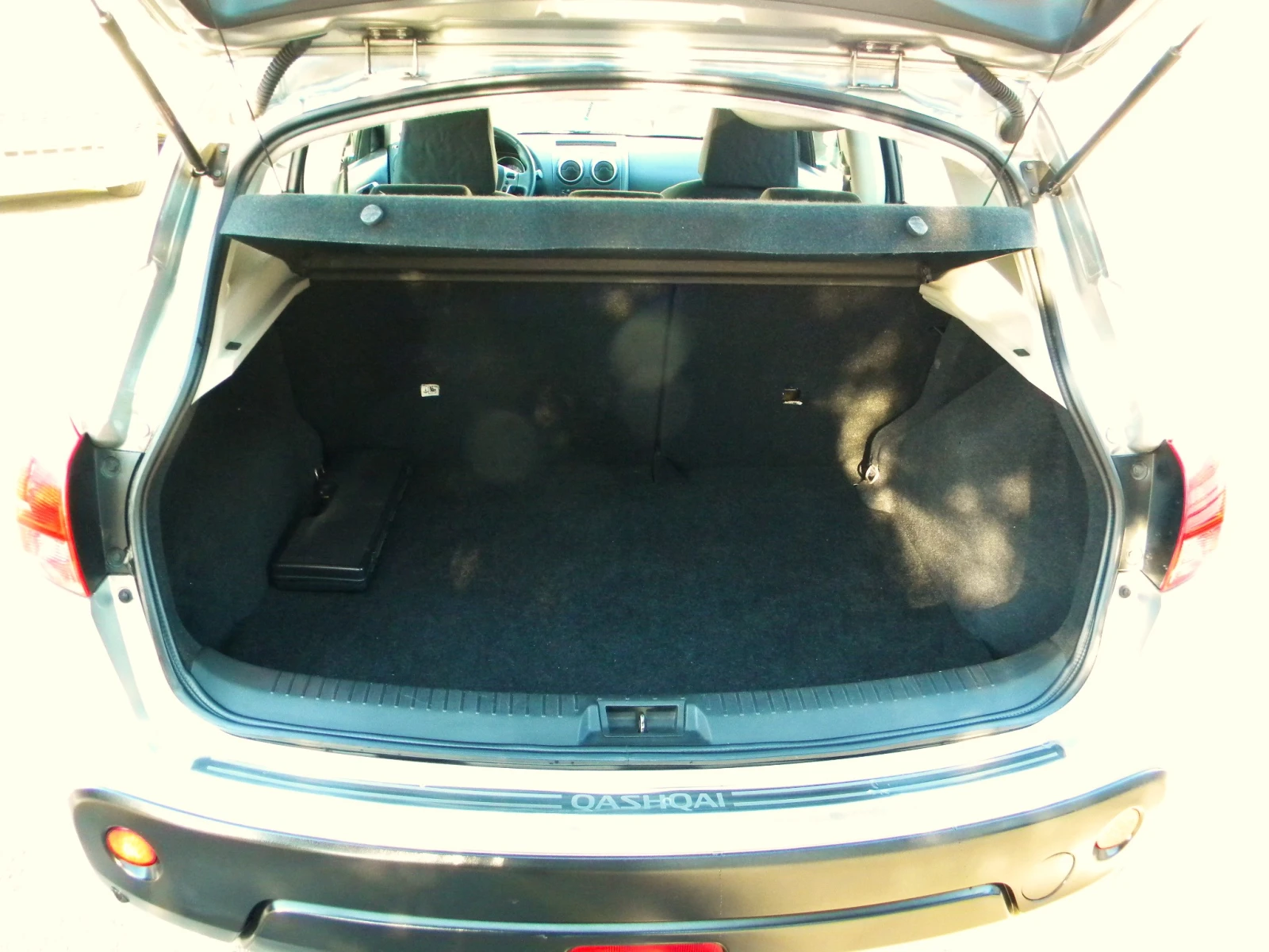 Nissan Qashqai 4x4* 2.0* ACEN�A* KATO ���* EURO4*  | Mobile.bg � ����������� 9