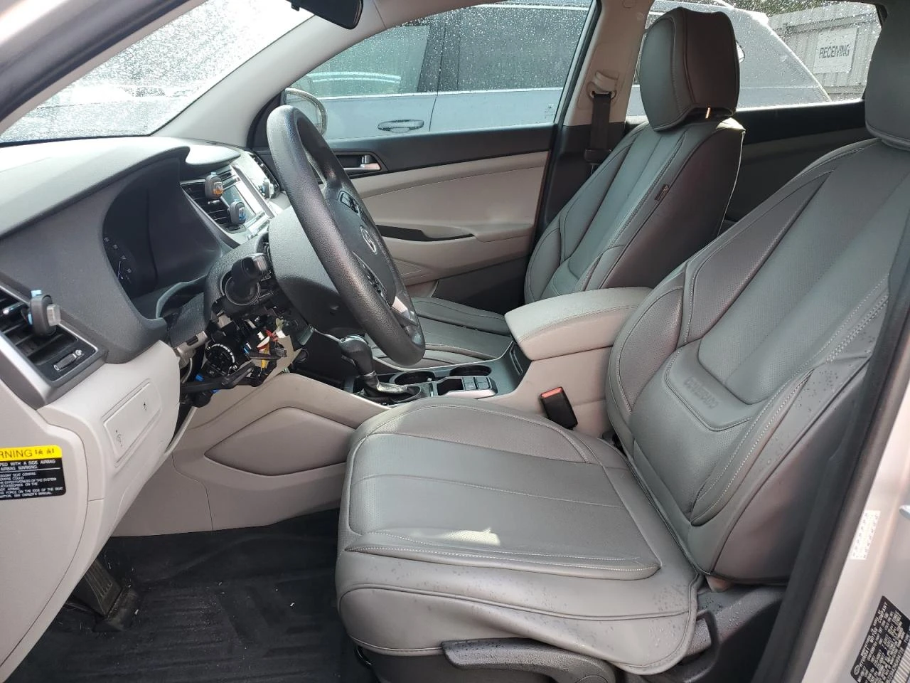 Hyundai Tucson SE* KOЖА* KAMERA* CARPLAY - изображение 7