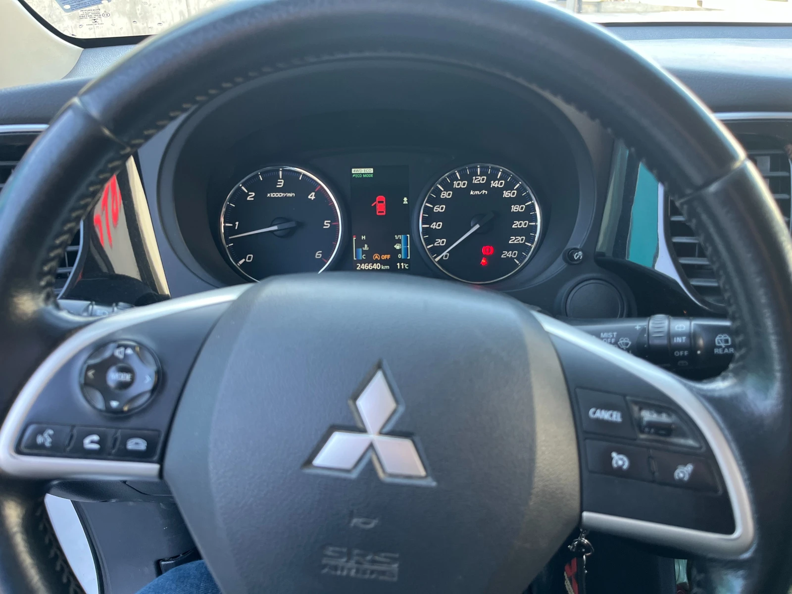 Mitsubishi Outlander 7-������ | Mobile.bg � ����������� 2