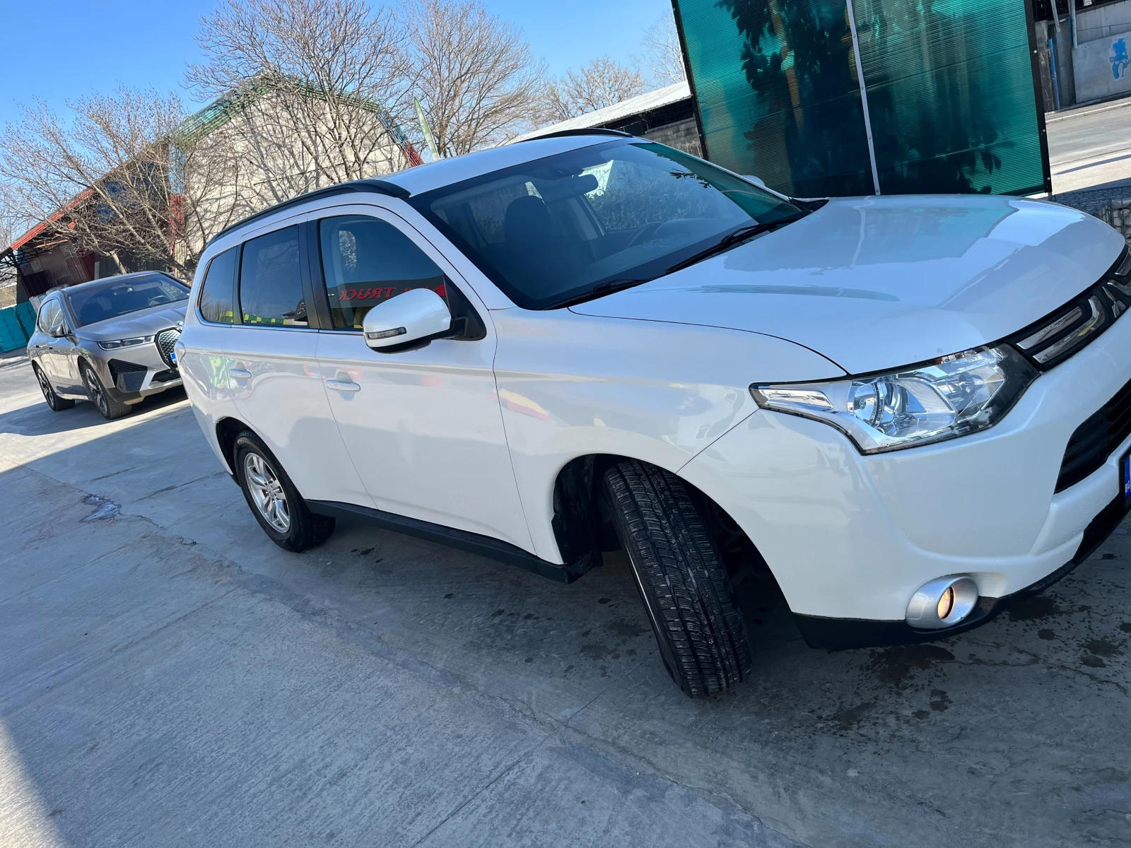 Mitsubishi Outlander 7-������ | Mobile.bg � ����������� 4