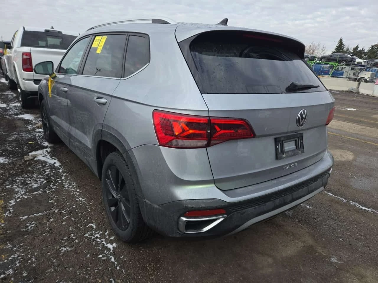 VW Taos * COMFORTLINE * ПОДГРЕВ* ПАНОРАМА* , снимка 4 - Автомобили и джипове - 54032456