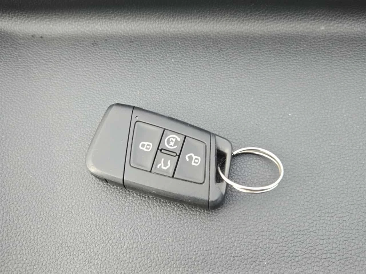 VW Taos * COMFORTLINE * ПОДГРЕВ* ПАНОРАМА* , снимка 9 - Автомобили и джипове - 54032456