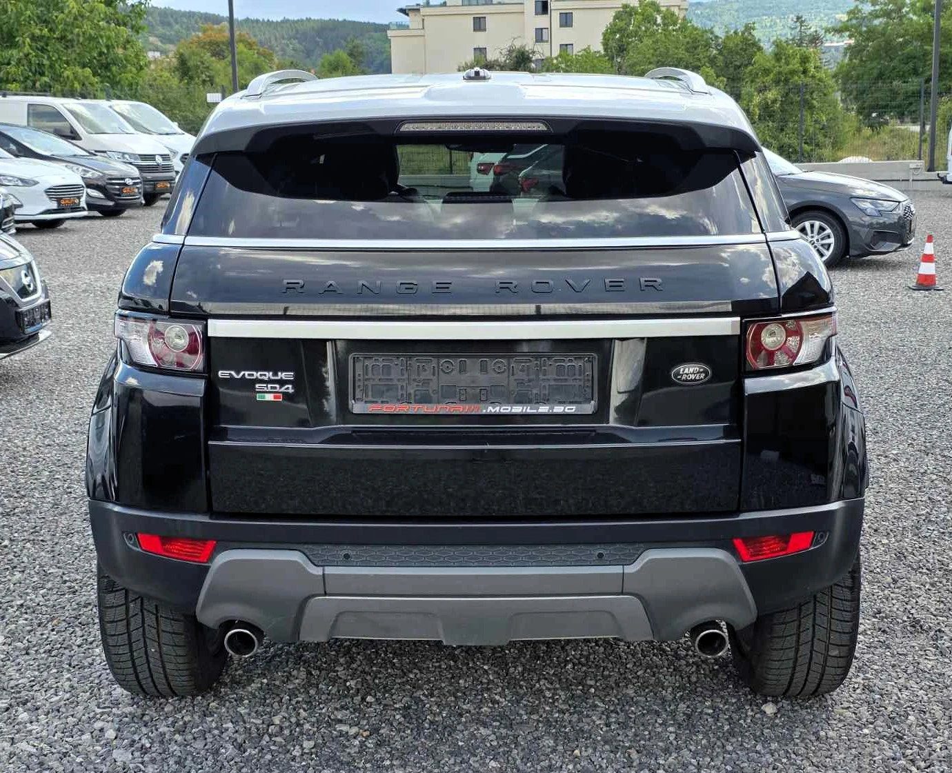 Land Rover Range Rover Evoque 2.2sd4/190k.c/AWD/Automatic, снимка 5 - Автомобили и джипове - 55217025