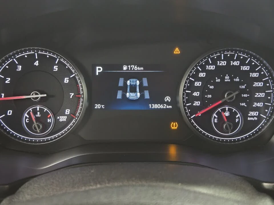 Hyundai Santa fe AWD* ПОДГРЕВ* КАМЕРА* ПАНОРАМА* КРАЙНА ЦЕНА* , снимка 11 - Автомобили и джипове - 55665314