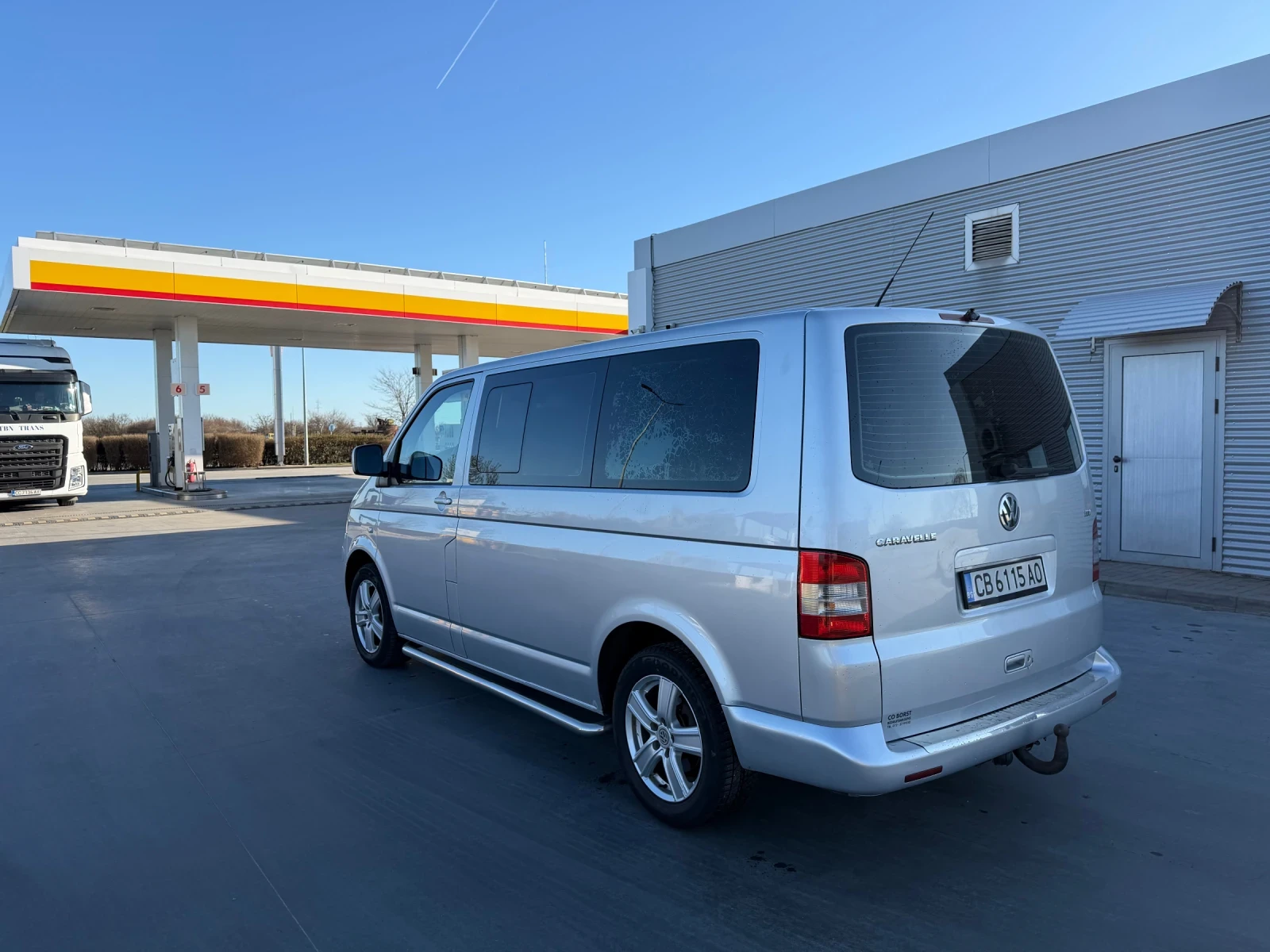 VW Caravelle, снимка 2 - Бусове и автобуси - 54494565