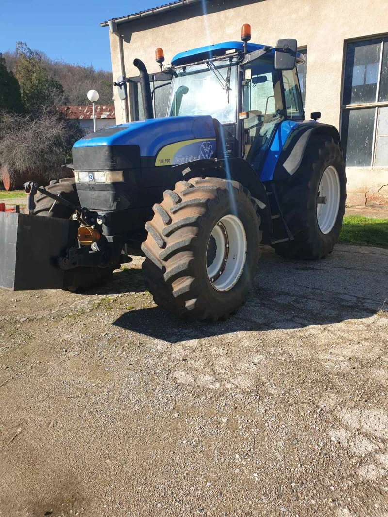 Трактор New Holland TM 190, снимка 2 - Селскостопанска техника - 52532986