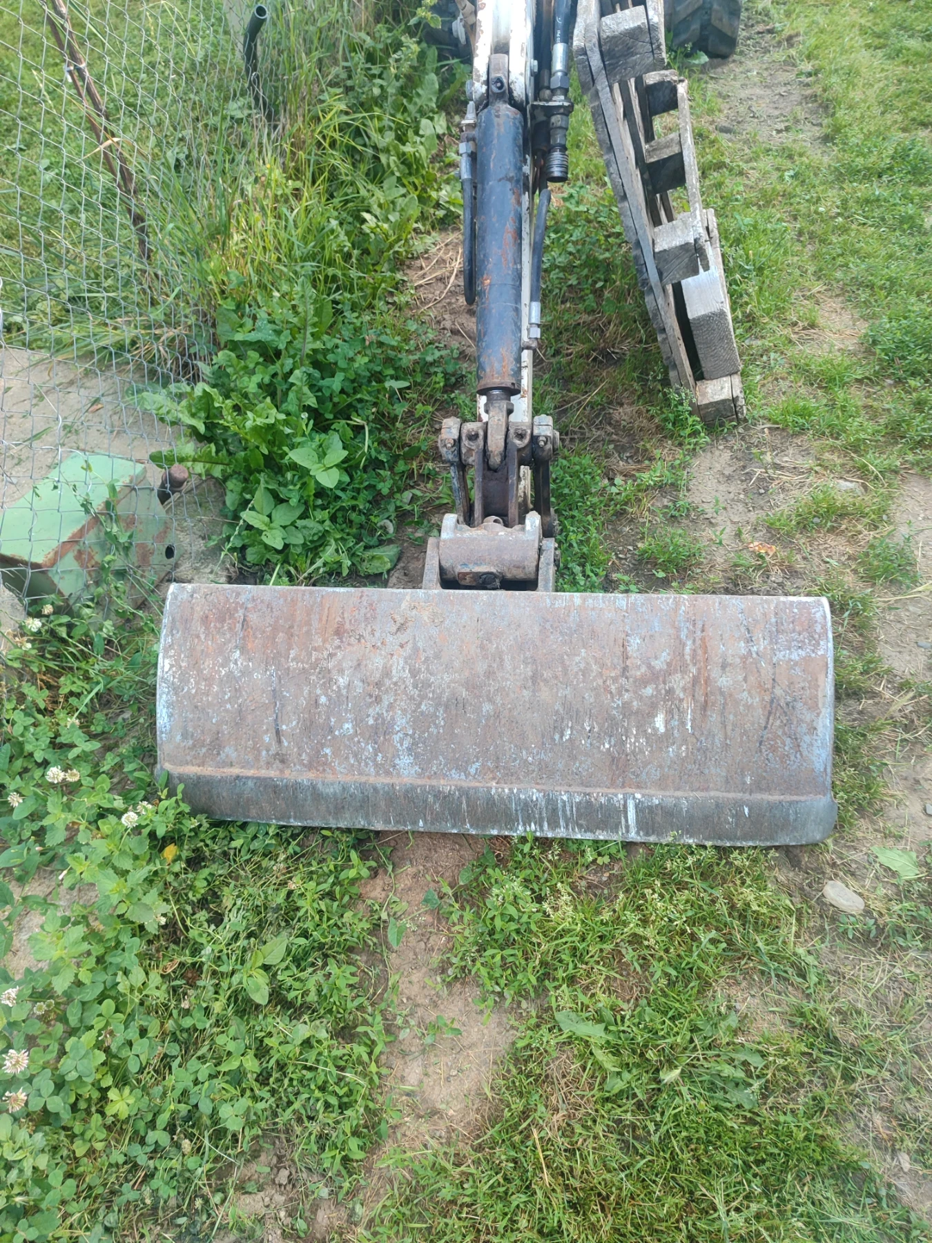 Багер Terex Tc16, снимка 3 - Индустриална техника - 54898546