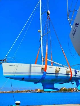 Ветроходна лодка Jeanneau 49i, снимка 1