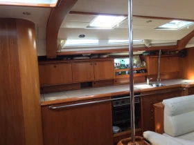 Ветроходна лодка Jeanneau 49i, снимка 8