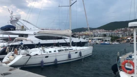 Ветроходна лодка Jeanneau 49i, снимка 16