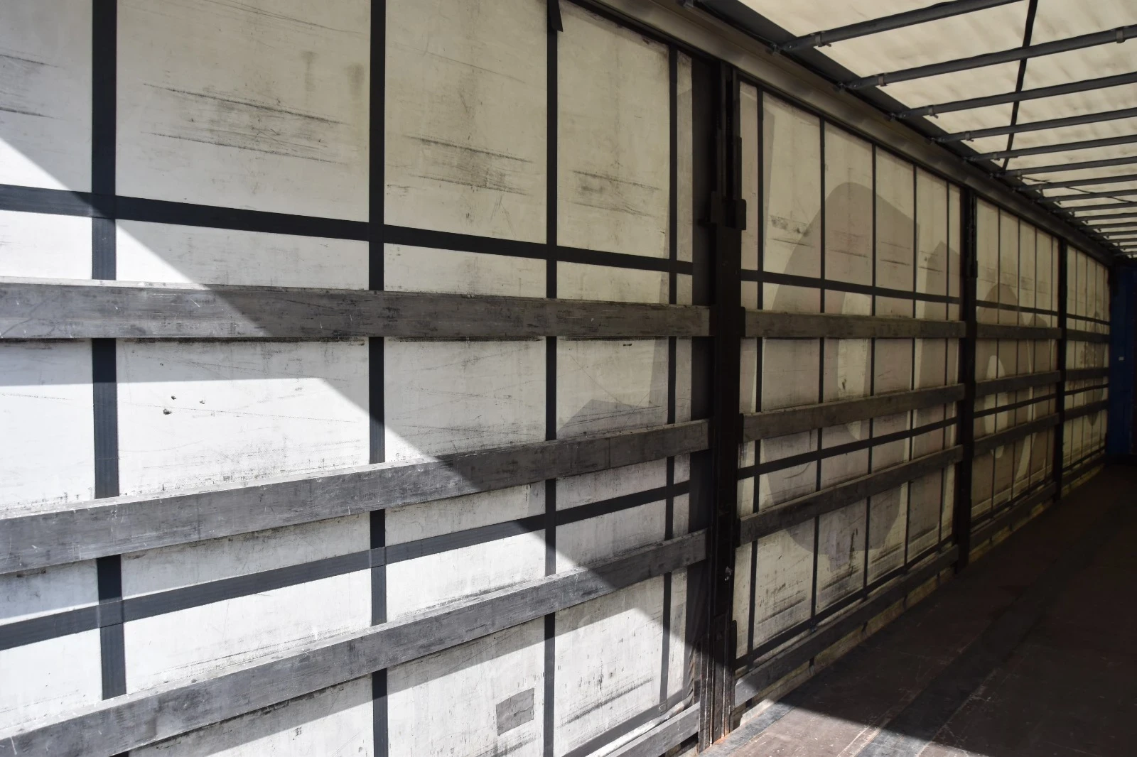 Полуремарке Krone SD-2броя, снимка 15 - Ремаркета - 54273250