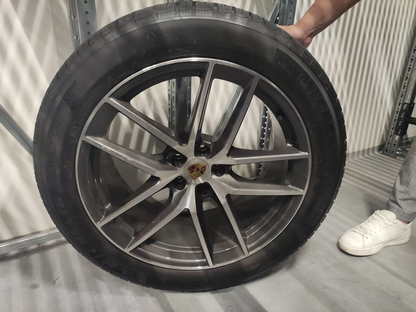    295/40R20  Porsche Macan | Mobile.bg   4