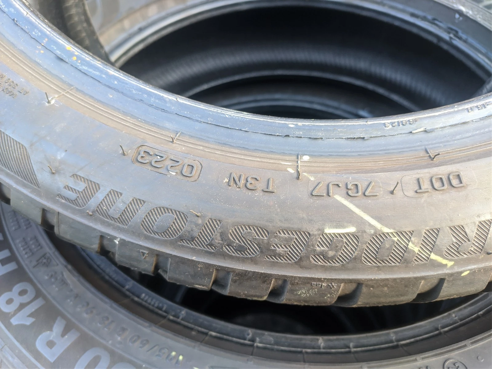 Гуми Зимни 225/45R18, снимка 7 - Гуми и джанти - 56725610