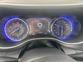 Chrysler Pacifica * Touring L* 2 КЛЮЧА* PANO* KEYLESS* ПОДГРЕВ* , снимка 9