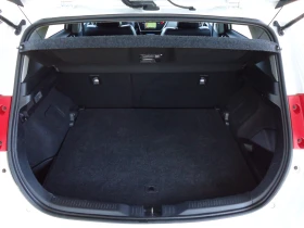 Toyota Auris 1.8 HYBRID Навигация Камера, снимка 9