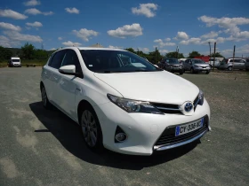 ����� �� �������� �� Toyota Auris 1.8 HYBRID ��������� ������