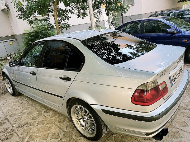 BMW 320, снимка 2 - Автомобили и джипове - 46017479