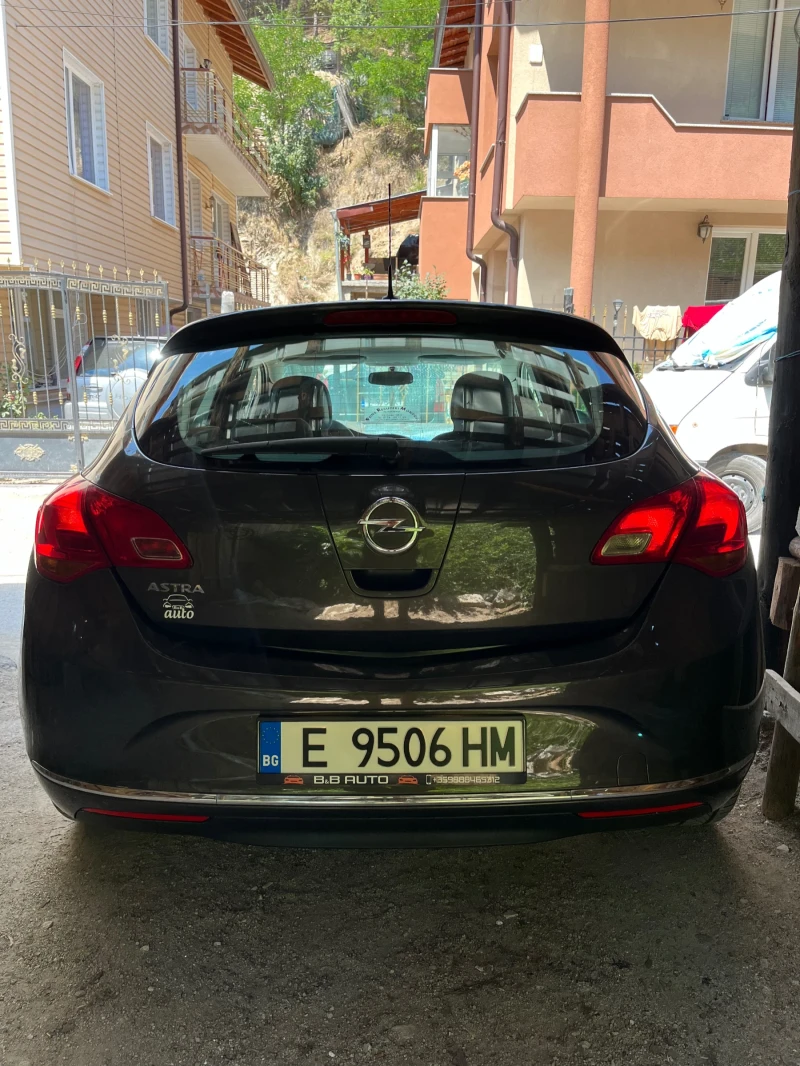 Opel Astra, снимка 4 - Автомобили и джипове - 47103461