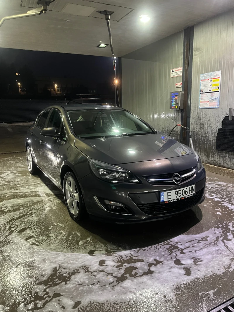 Opel Astra, снимка 1 - Автомобили и джипове - 47522465