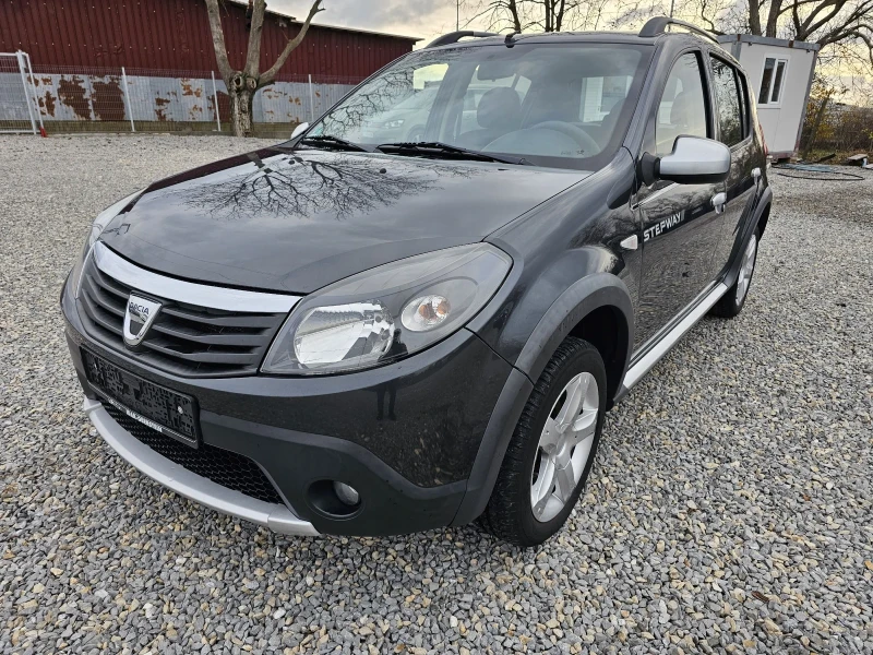 Dacia Sandero 1.6i  STEPWAU, снимка 1 - Автомобили и джипове - 48223382