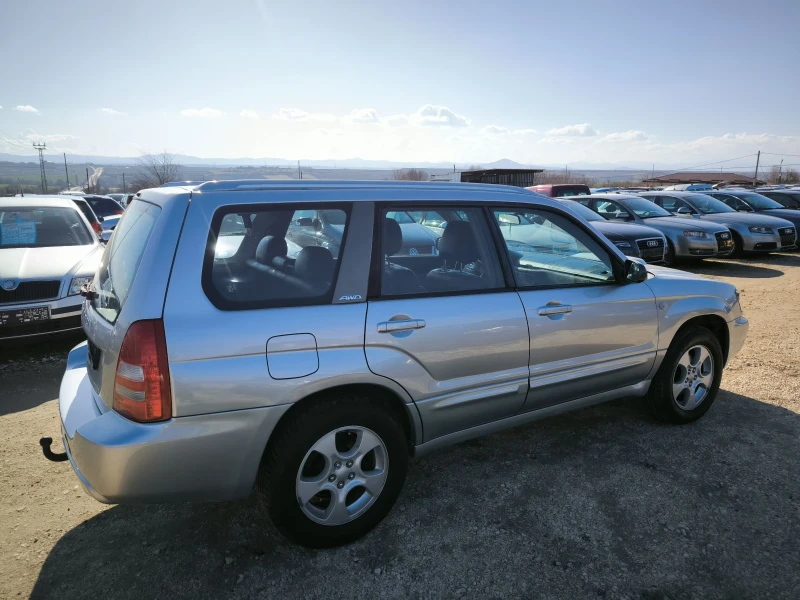 Subaru Forester 2.0i TURBO, снимка 4 - Автомобили и джипове - 48948167