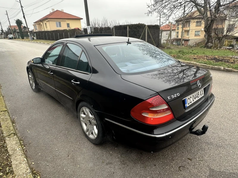 Mercedes-Benz E 320 v6 7g air harman logic, снимка 4 - Автомобили и джипове - 49118414