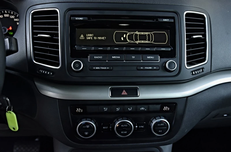 Seat Alhambra 2.0tdi, снимка 10 - Автомобили и джипове - 51070619