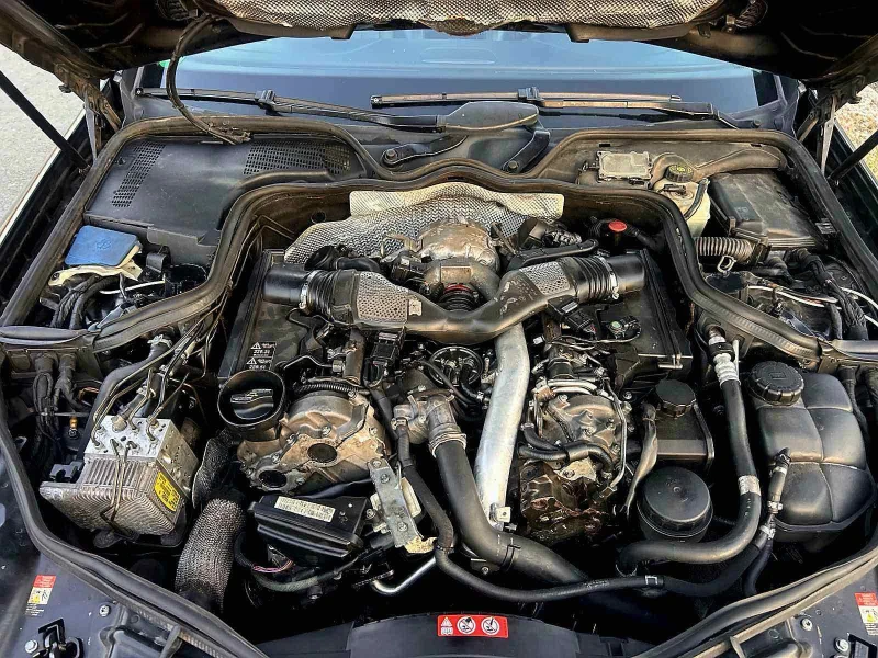 Mercedes-Benz CLS 320 320 CDI, снимка 8 - Автомобили и джипове - 51423974