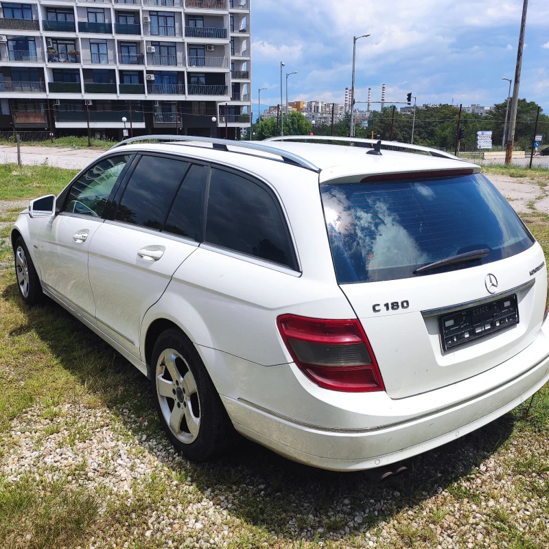 Mercedes-Benz C 180 Компресор Авангард Автомат, снимка 5 - Автомобили и джипове - 52451549
