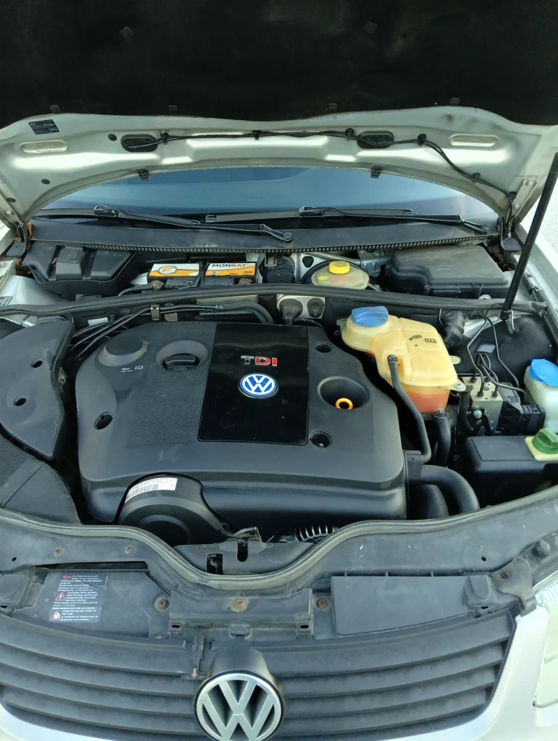 VW Passat 1, 9TDI, снимка 8 - Автомобили и джипове - 52815953