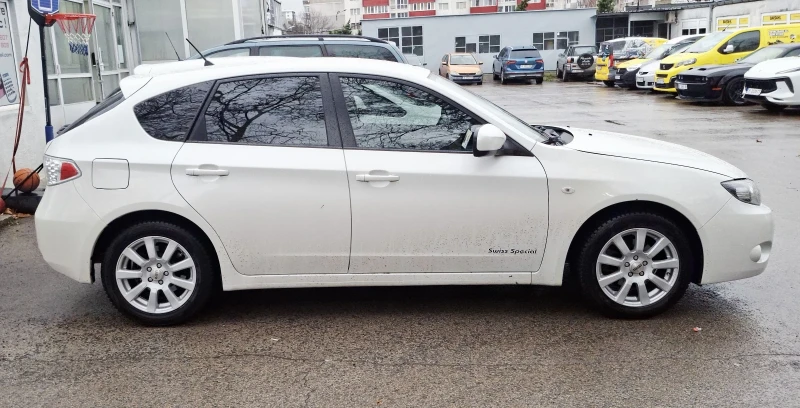 Subaru Impreza 1.5I AWD, снимка 4 - Автомобили и джипове - 53036705