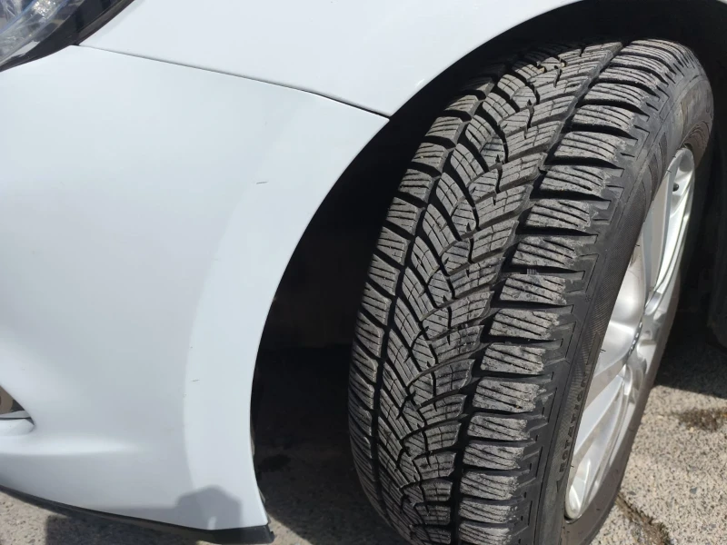 Kia Ceed 1.6, снимка 9 - Автомобили и джипове - 53598197